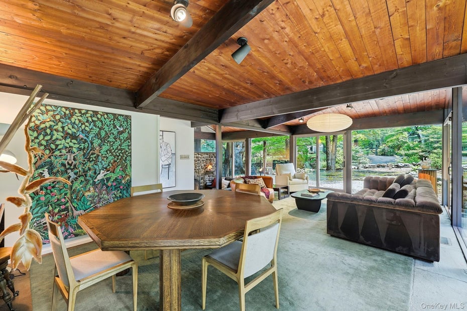 670 Long Hill Road W Photo 13