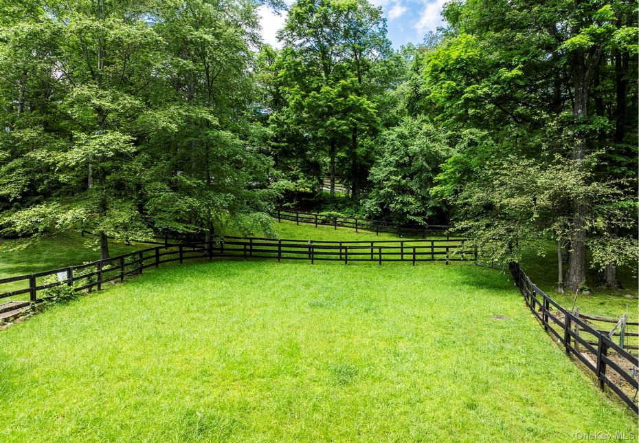 132 Finch Road Photo 38