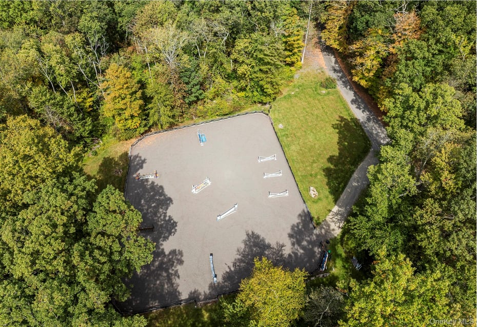 132 Finch Road Photo 39