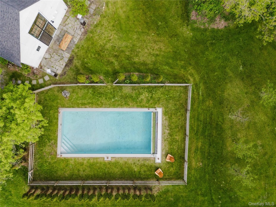 632 Albany Turnpike Photo 6