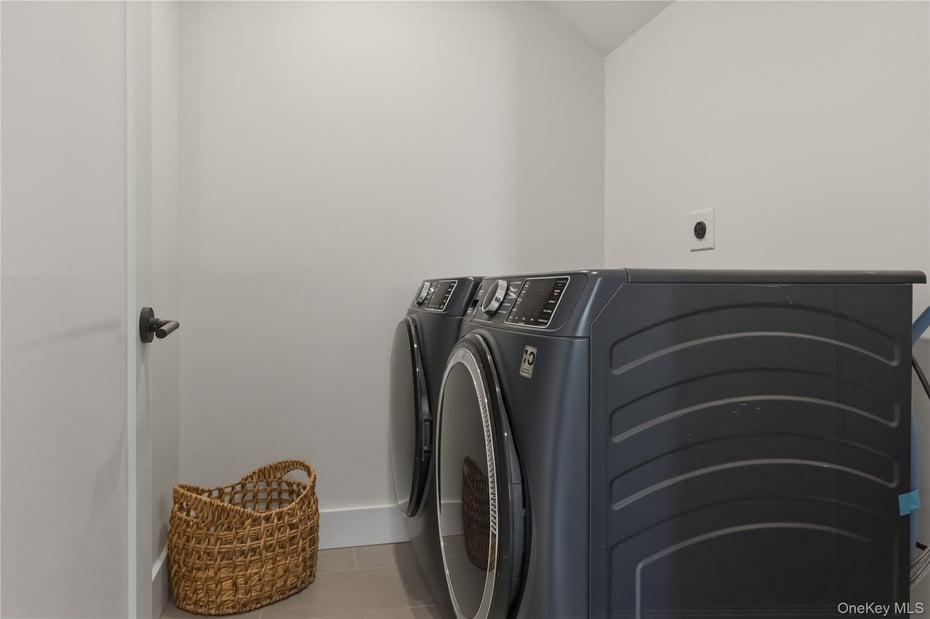 156 Palisade Street  #C Photo 32