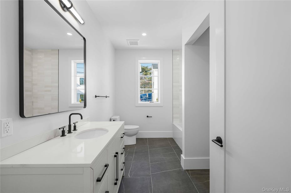 156 Palisade Street  #C Photo 17