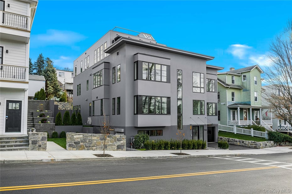 156 Palisade Street  #C Photo 27