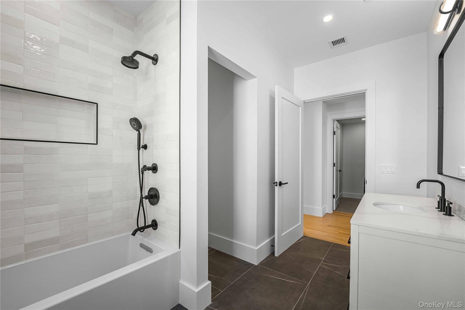 156 Palisade Street  #C Photo 16