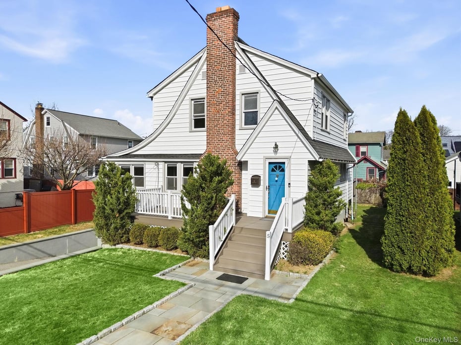 5 Ralph Avenue Photo 2