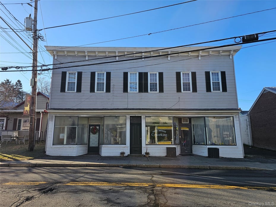 94 Main Street Photo 13