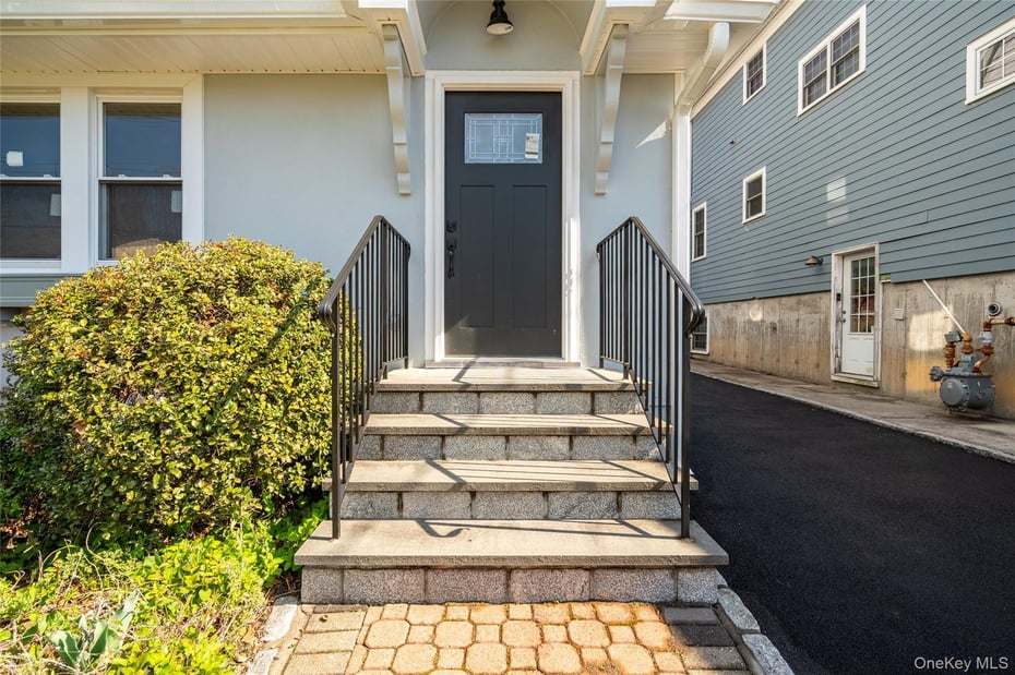 26 Woodside Avenue Photo 3