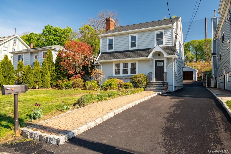 26 Woodside Avenue Photo 1