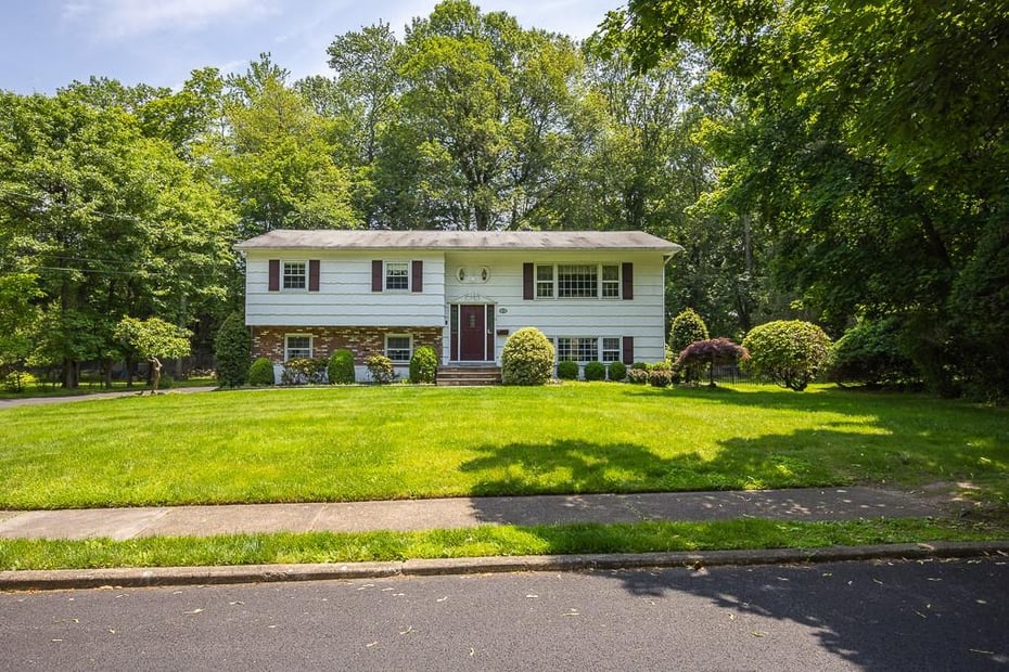 74 Eberling Drive Photo 1