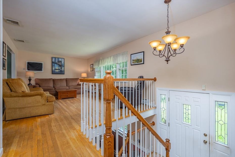 74 Eberling Drive Photo 13