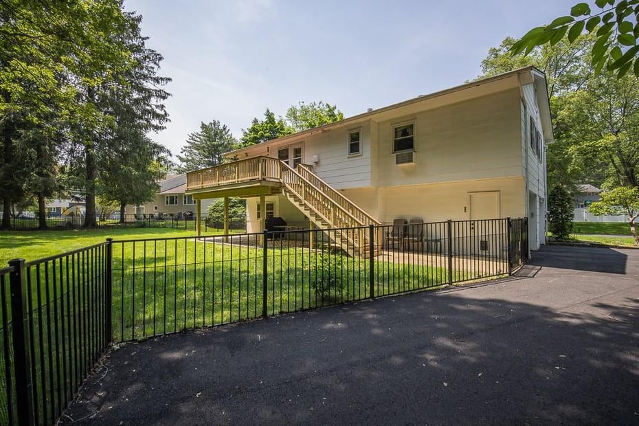 74 Eberling Drive Photo 11