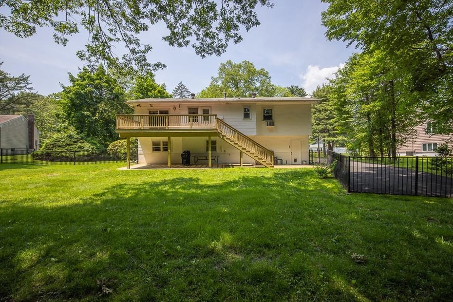 74 Eberling Drive Photo 5