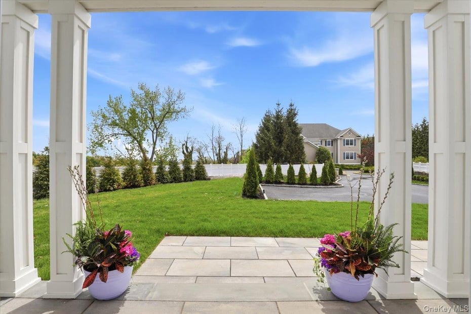 20 Hilltop Drive Photo 3