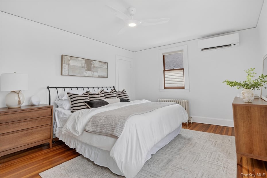 80 Hawley Avenue Photo 10