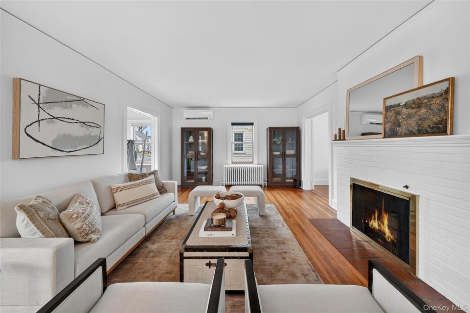 80 Hawley Avenue Photo 5