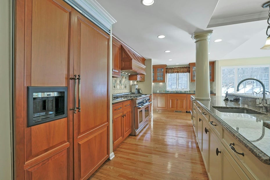 18 Valley Lane Photo 11