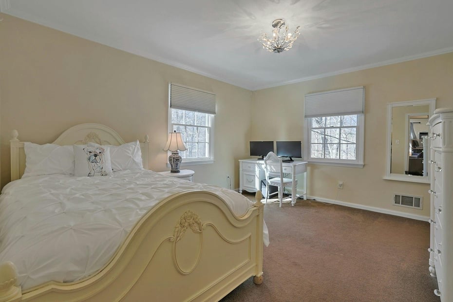18 Valley Lane Photo 25