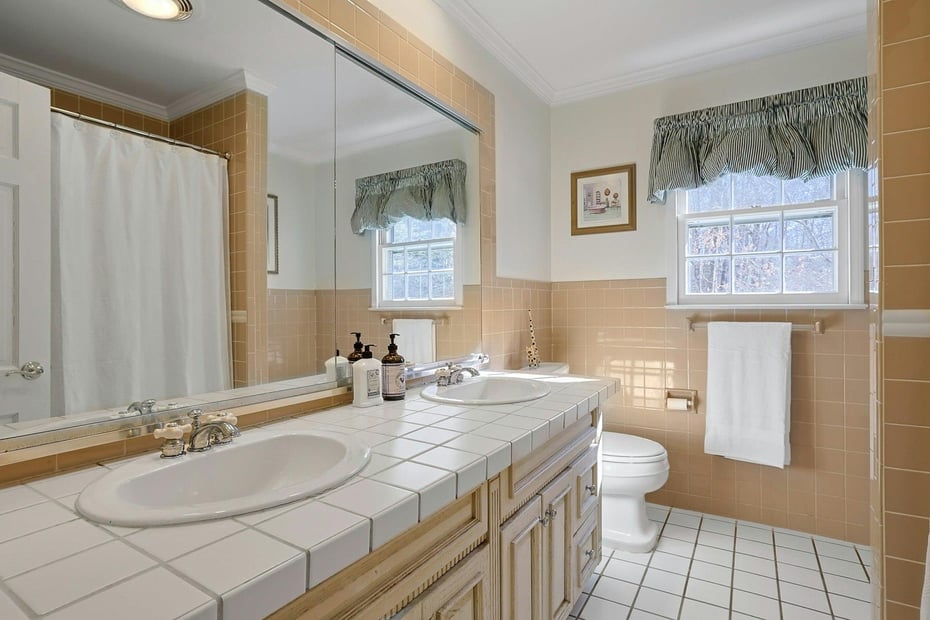 18 Valley Lane Photo 27