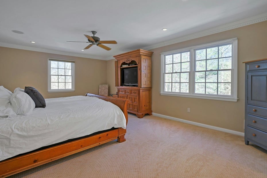 18 Valley Lane Photo 21