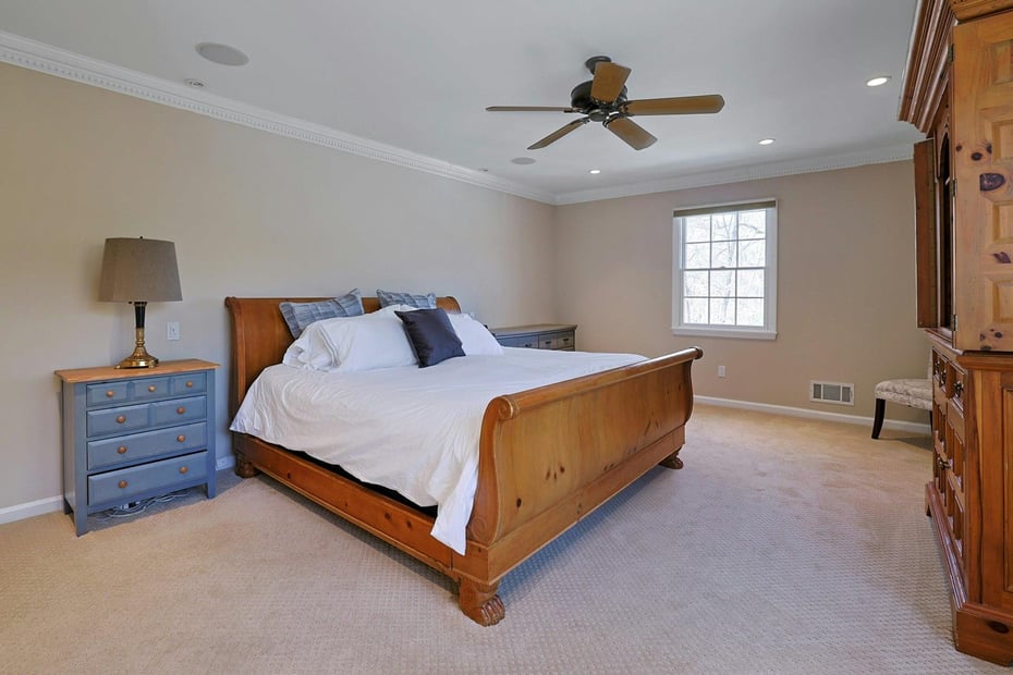 18 Valley Lane Photo 22