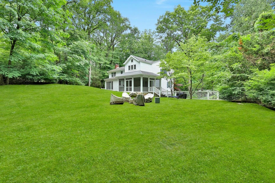 18 Valley Lane Photo 40