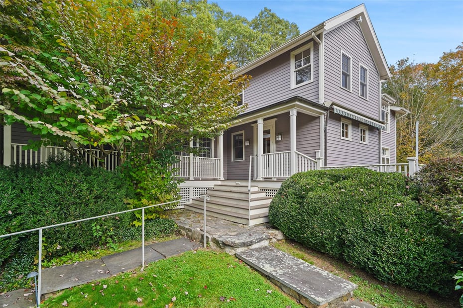 27 Dingle Ridge Road Photo 1