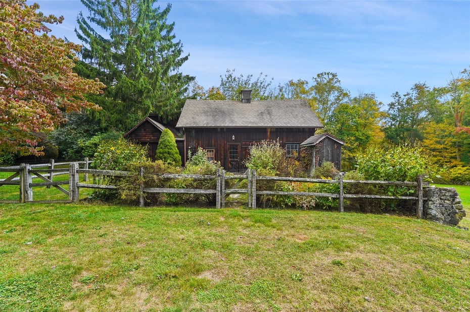 27 Dingle Ridge Road Photo 32