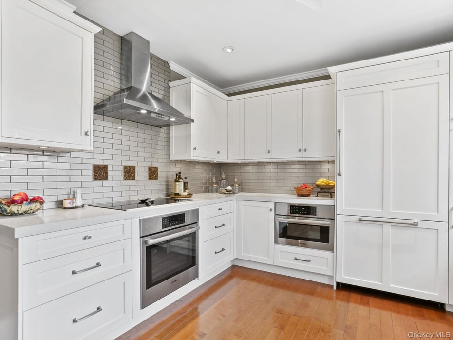 36 Howard Avenue Photo 6