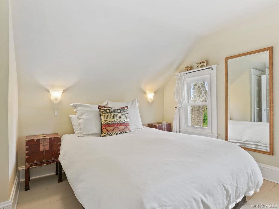 36 Howard Avenue Photo 23