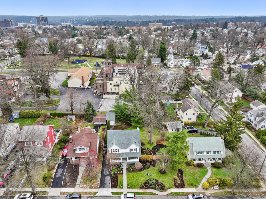 36 Howard Avenue Photo 34