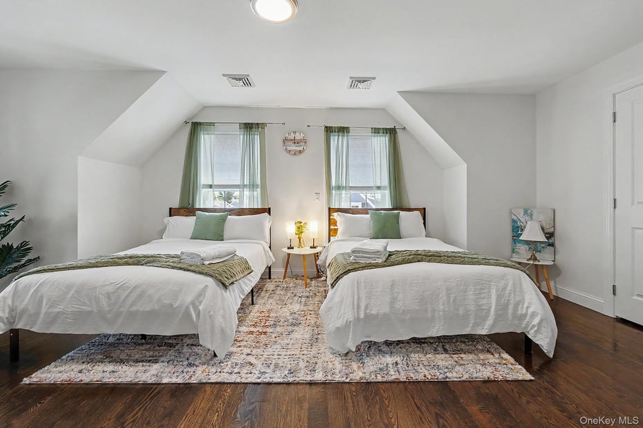 55 Hawley Avenue Photo 31