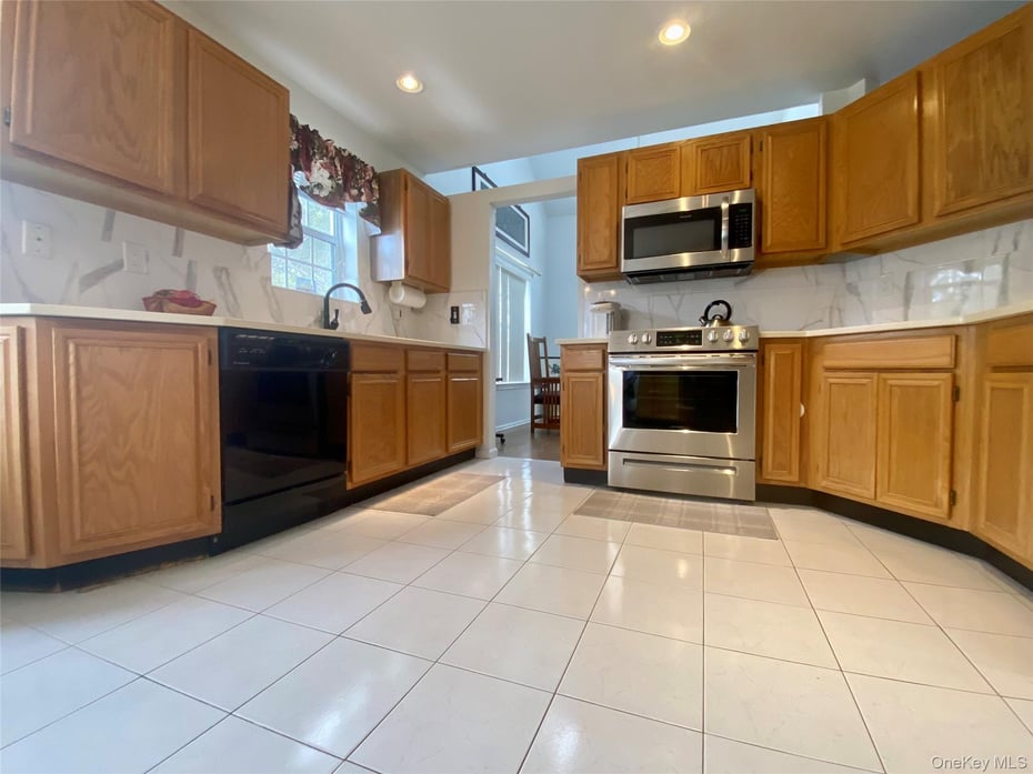 83 Roundtop Road Photo 7