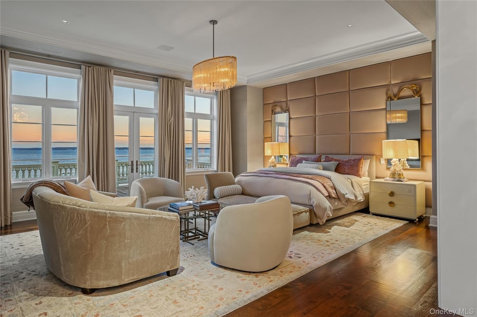 106 Premium Point Photo 20