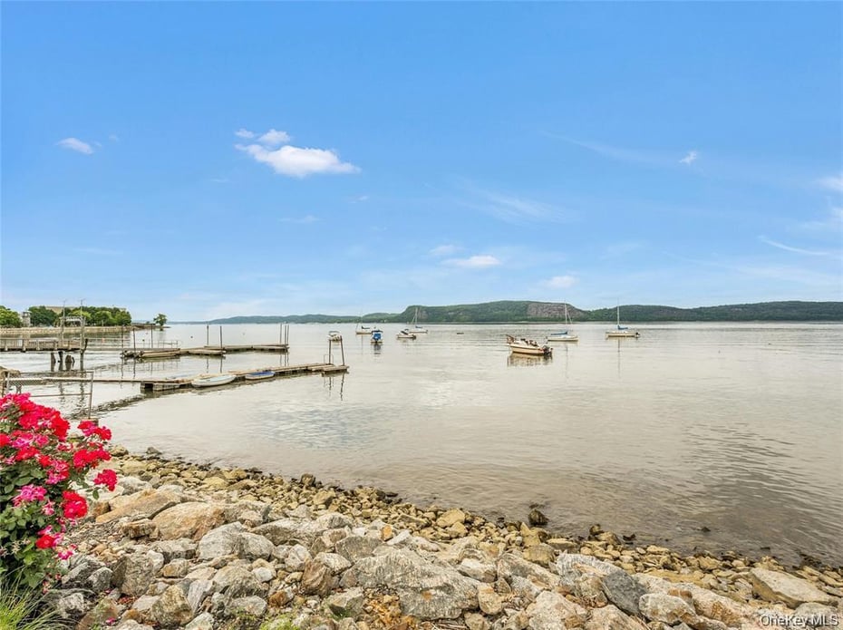 56 S Highland Avenue  #1B Photo 23