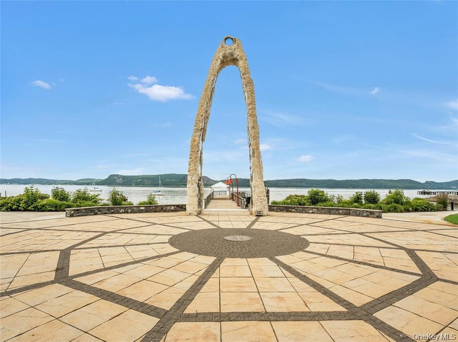 56 S Highland Avenue  #1B Photo 29