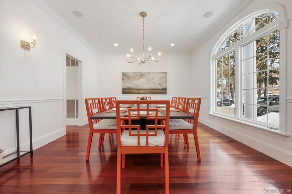 1320 N Albany Post Road Photo 4