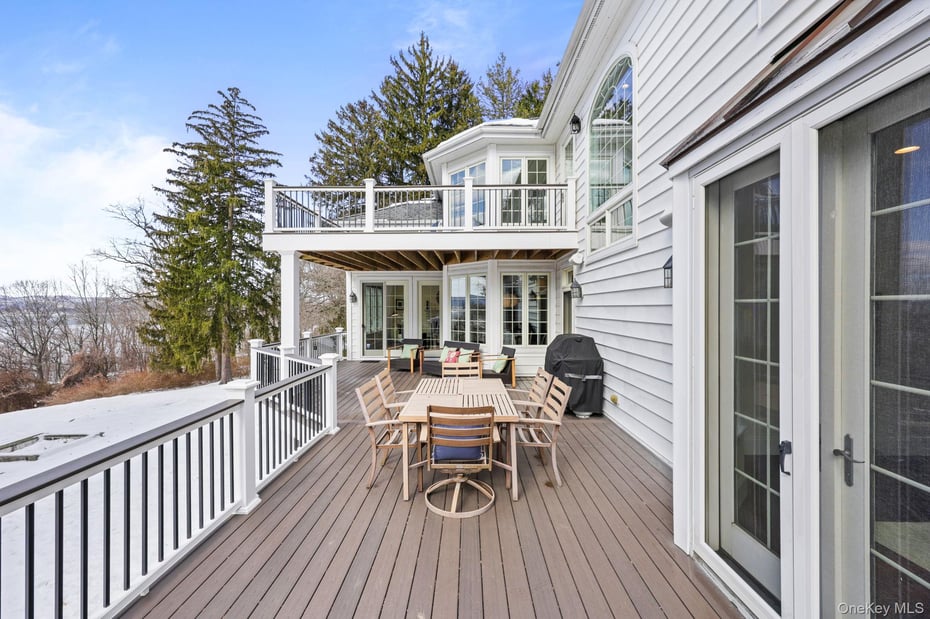 1320 N Albany Post Road Photo 41