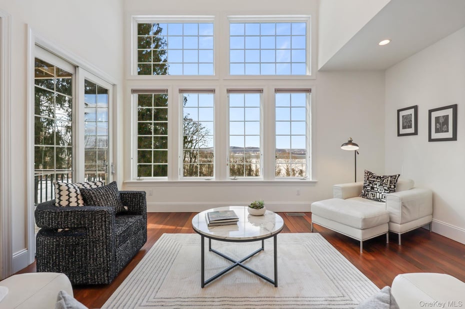 1320 N Albany Post Road Photo 15