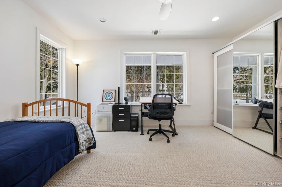 1320 N Albany Post Road Photo 35