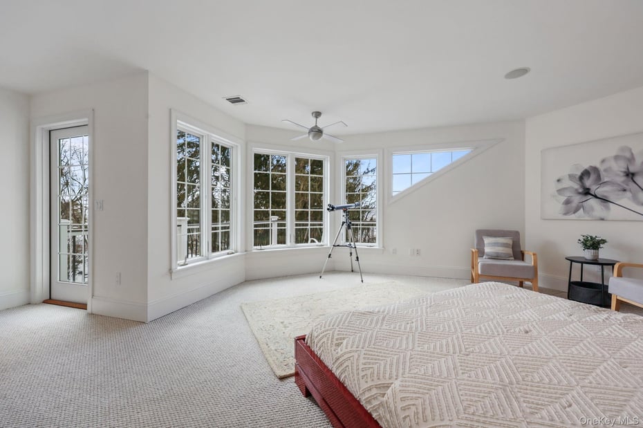 1320 N Albany Post Road Photo 26