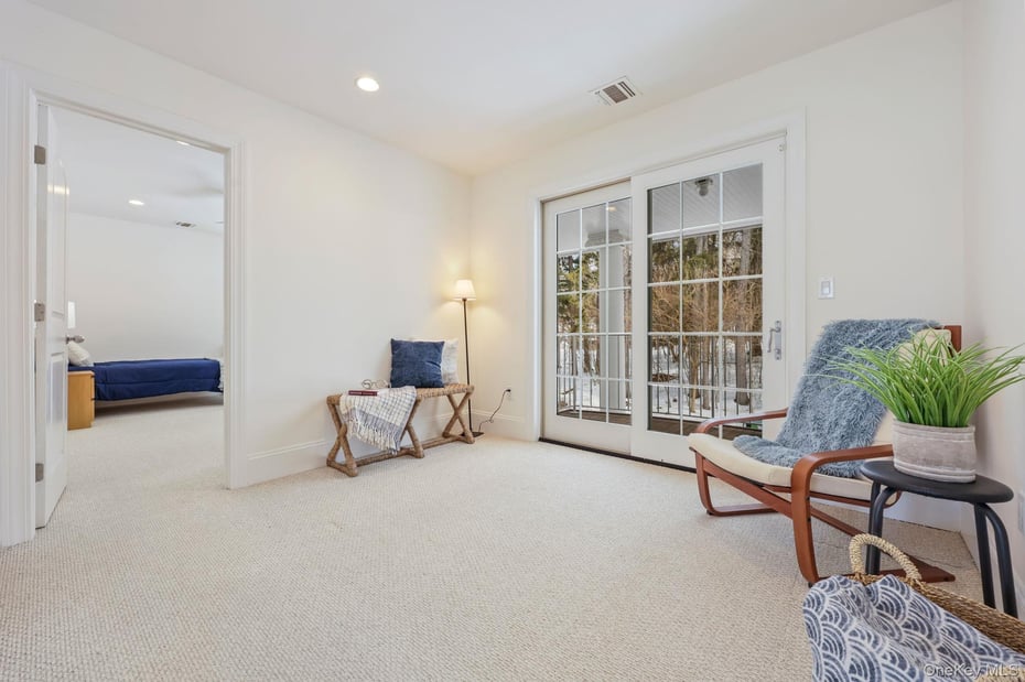 1320 N Albany Post Road Photo 34