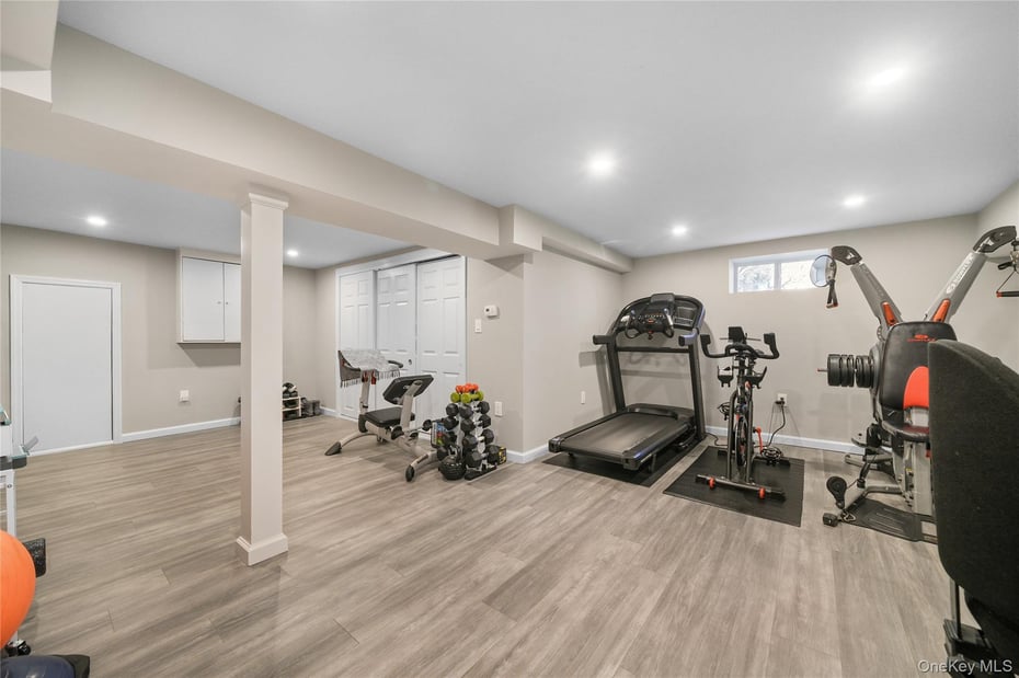 5 Birch Street W Photo 26