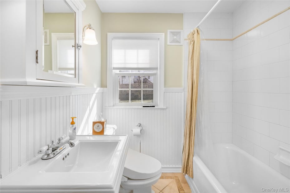 5 Birch Street W Photo 16