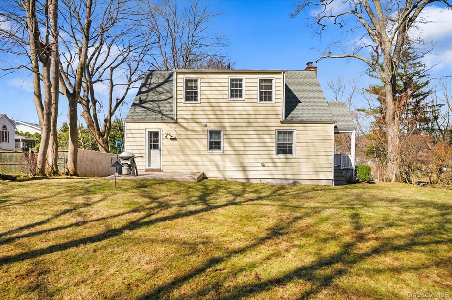 5 Birch Street W Photo 30