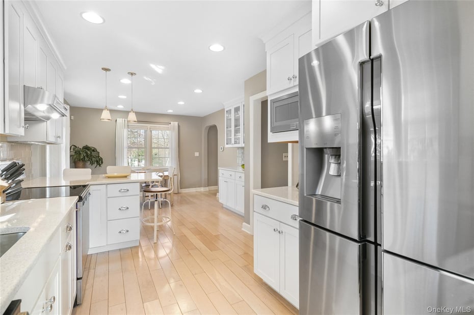 5 Birch Street W Photo 14