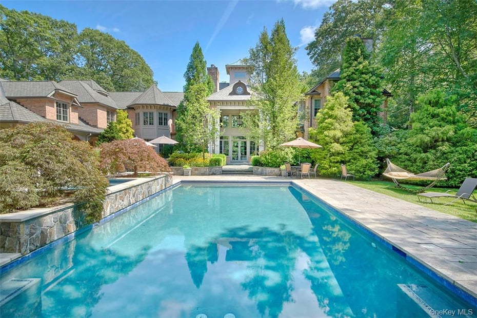 301 Whippoorwill Road Photo 3