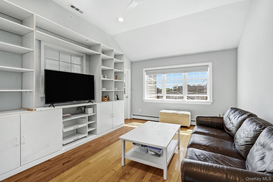 250 S Ridge Street #2 Photo 3