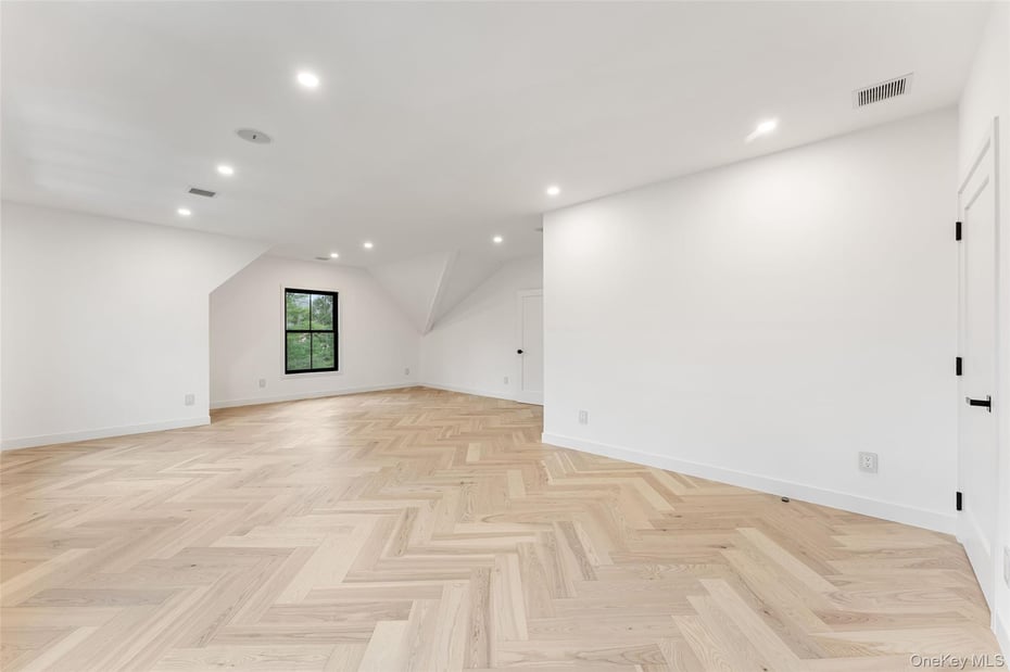 45 Pine Hill Drive Photo 32