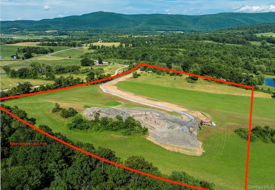 1131 E Ancram Road Photo 19