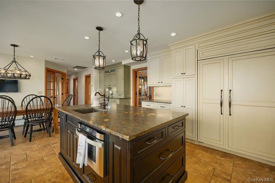 22 Fieldstone Court Photo 18